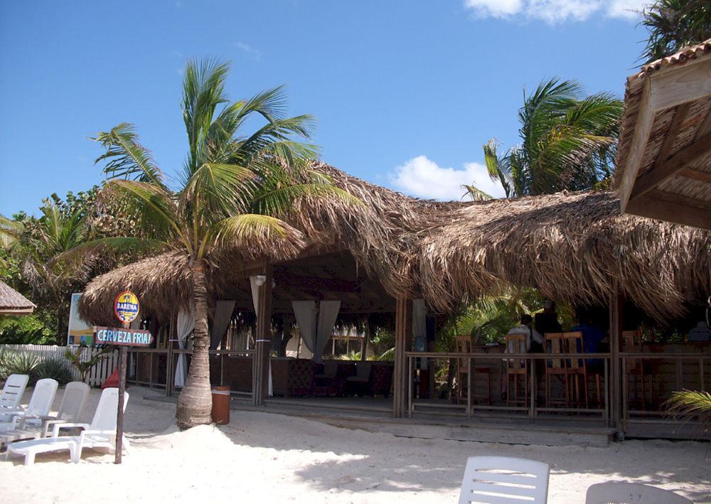 Paradise Oceanic Hotel West Bay Buitenkant foto