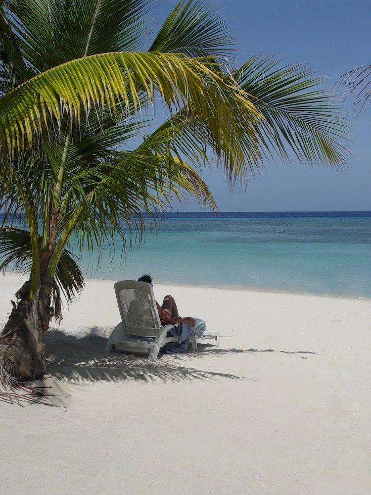 Paradise Oceanic Hotel West Bay Buitenkant foto